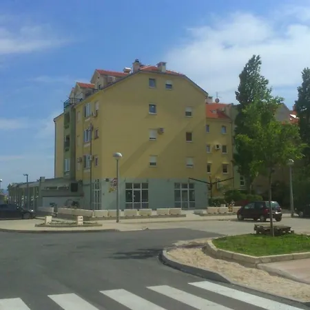 Natali Apartman