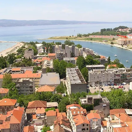 Appartement Natali Omiš